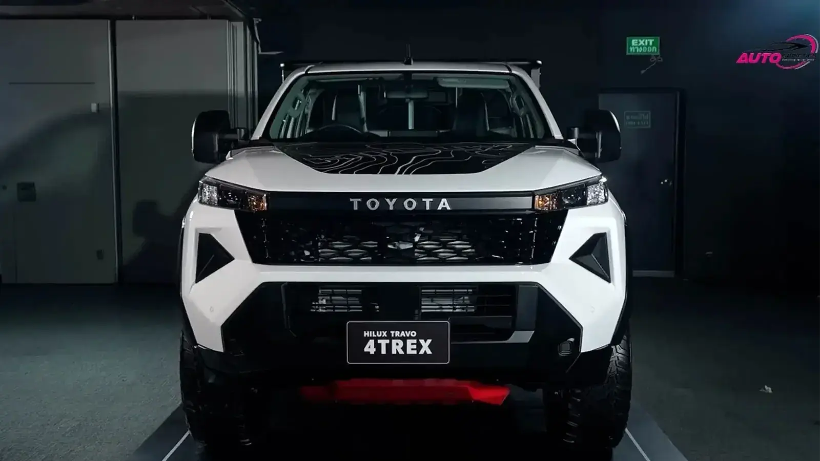 Toyota ra mắt Hilux thế hệ mới chạy 315 km/sạc